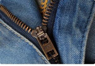 防拉鏈下滑的竅門